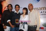 Narendra Kumar, Neeta Lulla, Rocky S, Manish Malhotra at Kolkatta Fashion Week press meet in ITC Parel on 2nd Sep 2009 (2).JPG